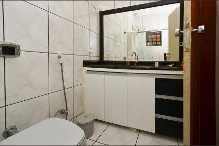 Casa para alugar com 300m², 3 quartos e 4 vagas Casa para alugar com 300m², 3 quartos e 4 vagasBanheiro Suíte