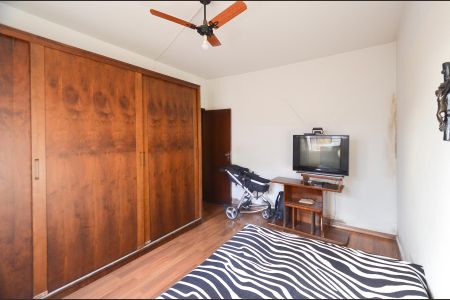 Casa para alugar com 300m², 3 quartos e 4 vagas Casa para alugar com 300m², 3 quartos e 4 vagasQuarto 2