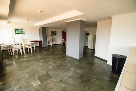 Apartamento para alugar com 139m², 2 quartos e 1 vaga Apartamento para alugar com 139m², 2 quartos e 1 vagaÁrea comum - Salão de festas