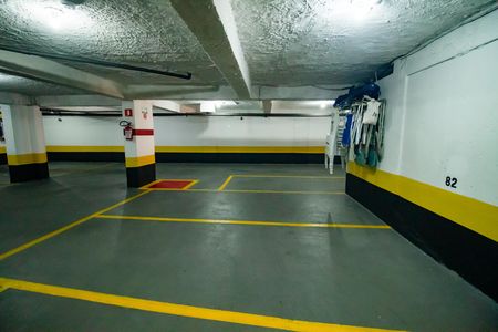Apartamento para alugar com 139m², 2 quartos e 1 vaga Apartamento para alugar com 139m², 2 quartos e 1 vagaGaragem