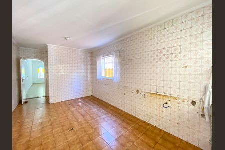 Casa à venda com 158m², 4 quartos e 2 vagas Casa à venda com 158m², 4 quartos e 2 vagasCozinha