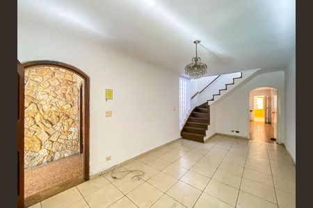 Casa à venda com 158m², 4 quartos e 2 vagas Casa à venda com 158m², 4 quartos e 2 vagasSala