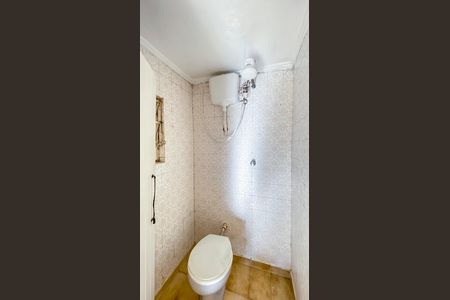 Casa à venda com 158m², 4 quartos e 2 vagas Casa à venda com 158m², 4 quartos e 2 vagasBanheiro de serviço