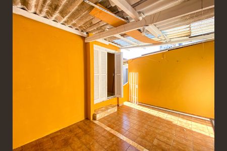 Casa à venda com 158m², 4 quartos e 2 vagas Casa à venda com 158m², 4 quartos e 2 vagasVaranda do Quarto 3