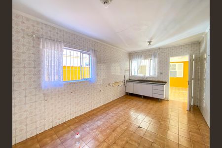 Casa à venda com 158m², 4 quartos e 2 vagas Casa à venda com 158m², 4 quartos e 2 vagasCozinha