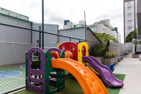 Apartamento à venda com 66m², 2 quartos e 2 vagas Apartamento à venda com 66m², 2 quartos e 2 vagasPlayground