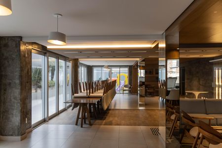 Apartamento à venda com 66m², 2 quartos e 2 vagas Apartamento à venda com 66m², 2 quartos e 2 vagasÁrea comum - Salão de festas