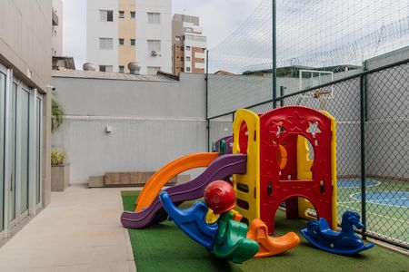 Apartamento à venda com 66m², 2 quartos e 2 vagas Apartamento à venda com 66m², 2 quartos e 2 vagasÁrea comum - Playground