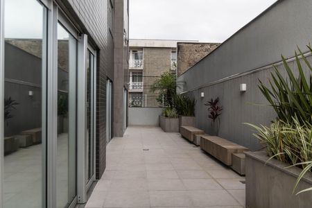 Apartamento à venda com 66m², 2 quartos e 2 vagas Apartamento à venda com 66m², 2 quartos e 2 vagasÁrea comum