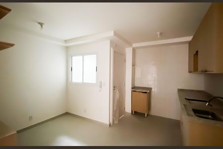 Sala de apartamento para alugar com 1 quarto, 30m² em Vila Sao Geraldo, São Paulo