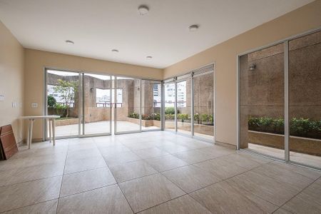 Apartamento à venda com 86m², 2 quartos e 2 vagas Apartamento à venda com 86m², 2 quartos e 2 vagasSalão de Festas
