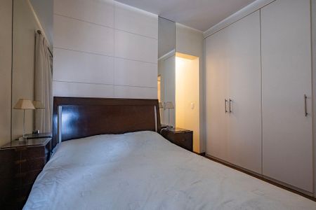 Apartamento à venda com 86m², 2 quartos e 2 vagas Apartamento à venda com 86m², 2 quartos e 2 vagasSuíte