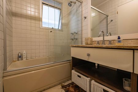 Apartamento à venda com 86m², 2 quartos e 2 vagas Apartamento à venda com 86m², 2 quartos e 2 vagasSuíte