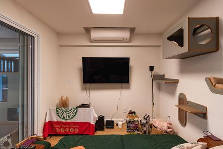 Sala de apartamento à venda com 2 quartos, 169m² em Vila Romana, São Paulo