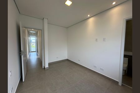 Casa de condomínio à venda com 145m², 3 quartos e 2 vagas Casa de condomínio à venda com 145m², 3 quartos e 2 vagasSuíte 3
