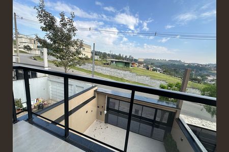 Casa de condomínio à venda com 145m², 3 quartos e 2 vagas Casa de condomínio à venda com 145m², 3 quartos e 2 vagasVaranda