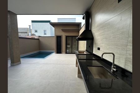 Casa de condomínio à venda com 145m², 3 quartos e 2 vagas Casa de condomínio à venda com 145m², 3 quartos e 2 vagasChurrasqueira