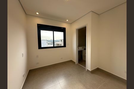 Casa de condomínio à venda com 145m², 3 quartos e 2 vagas Casa de condomínio à venda com 145m², 3 quartos e 2 vagasSuíte 2