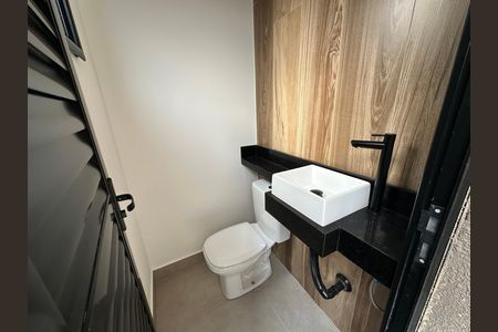 Casa de condomínio à venda com 145m², 3 quartos e 2 vagas Casa de condomínio à venda com 145m², 3 quartos e 2 vagasBanheiro Social
