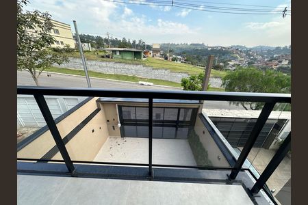 Casa de condomínio à venda com 145m², 3 quartos e 2 vagas Casa de condomínio à venda com 145m², 3 quartos e 2 vagasVaranda