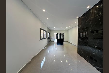 Casa de condomínio à venda com 145m², 3 quartos e 2 vagas Casa de condomínio à venda com 145m², 3 quartos e 2 vagasSala