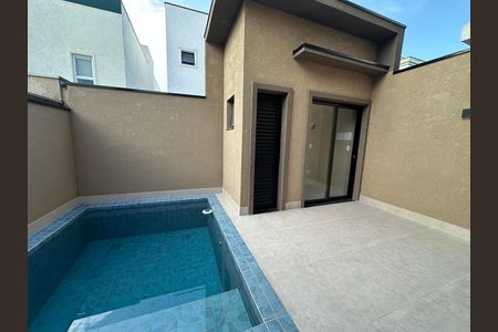 Casa de condomínio à venda com 145m², 3 quartos e 2 vagas Casa de condomínio à venda com 145m², 3 quartos e 2 vagasPiscina