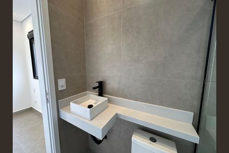 Casa de condomínio à venda com 145m², 3 quartos e 2 vagas Casa de condomínio à venda com 145m², 3 quartos e 2 vagasBanheiro da Suíte 2