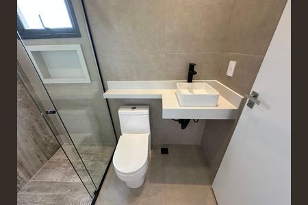 Casa de condomínio à venda com 145m², 3 quartos e 2 vagas Casa de condomínio à venda com 145m², 3 quartos e 2 vagasBanheiro da Suíte 3