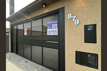 Casa de condomínio à venda com 145m², 3 quartos e 2 vagas Casa de condomínio à venda com 145m², 3 quartos e 2 vagasFachada