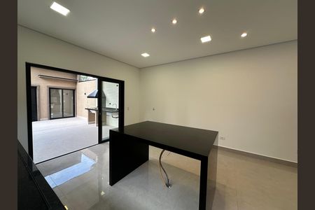 Casa de condomínio à venda com 145m², 3 quartos e 2 vagas Casa de condomínio à venda com 145m², 3 quartos e 2 vagasCozinha