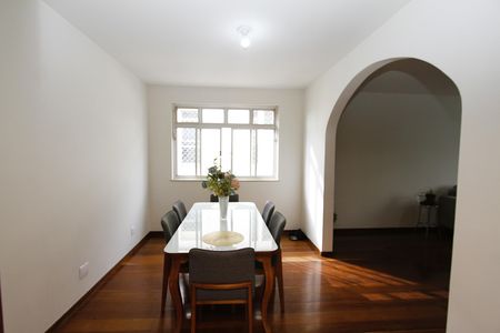 Apartamento à venda com 170m², 4 quartos e 4 vagasCopa