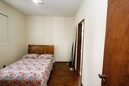 Apartamento à venda com 170m², 4 quartos e 4 vagasQuarto 4 - Suíte