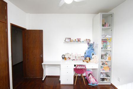 Apartamento à venda com 170m², 4 quartos e 4 vagasQuarto 3