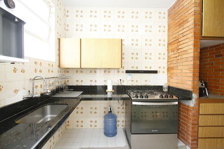 Apartamento à venda com 170m², 4 quartos e 4 vagasCozinha