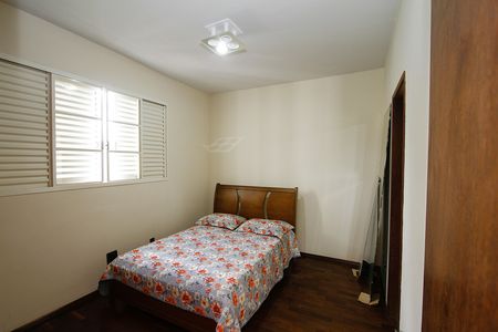 Apartamento à venda com 170m², 4 quartos e 4 vagasQuarto 4 - Suíte