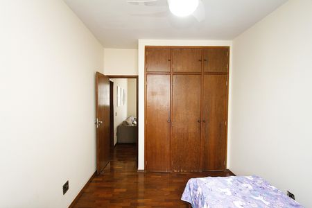 Apartamento à venda com 170m², 4 quartos e 4 vagasQuarto 1