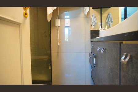 Apartamento à venda com 215m², 2 quartos e 2 vagas Apartamento à venda com 215m², 2 quartos e 2 vagasBanheiro