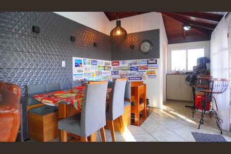 Apartamento à venda com 215m², 2 quartos e 2 vagas Apartamento à venda com 215m², 2 quartos e 2 vagasÁrea gourmet