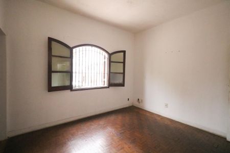 Casa para alugar com 384m², 2 quartos e 5 vagas Casa para alugar com 384m², 2 quartos e 5 vagasQuarto 1