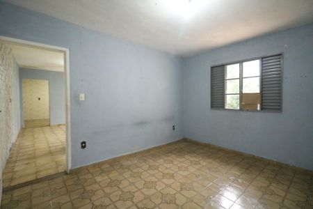 Casa para alugar com 384m², 2 quartos e 5 vagas Casa para alugar com 384m², 2 quartos e 5 vagasCasa dos Fundos