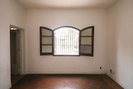 Casa para alugar com 384m², 2 quartos e 5 vagas Casa para alugar com 384m², 2 quartos e 5 vagasQuarto 1