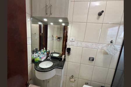 Casa à venda com 92m², 4 quartos e 2 vagas Casa à venda com 92m², 4 quartos e 2 vagasBanheiro da Suíte 1