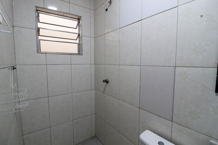 Casa para alugar com 70m², 2 quartos e sem vaga Casa para alugar com 70m², 2 quartos e sem vagaBanheiro