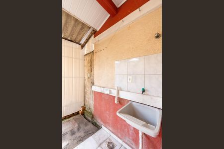 Casa para alugar com 42m², 2 quartos e 1 vaga