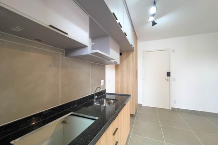 Sala e cozinha de apartamento à venda com 2 quartos, 38m² em Cambuci, São Paulo