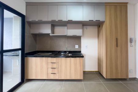 Sala e cozinha de apartamento à venda com 2 quartos, 38m² em Cambuci, São Paulo