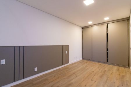 Casa de condomínio à venda com 245m², 3 quartos e 2 vagas Casa de condomínio à venda com 245m², 3 quartos e 2 vagasSuite 1