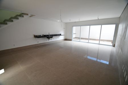 Sala de casa de condomínio à venda com 3 quartos, 245m² em Parque Taquaral, Campinas