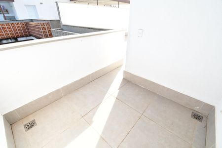 Casa de condomínio à venda com 245m², 3 quartos e 2 vagasÁrea de Serviço
