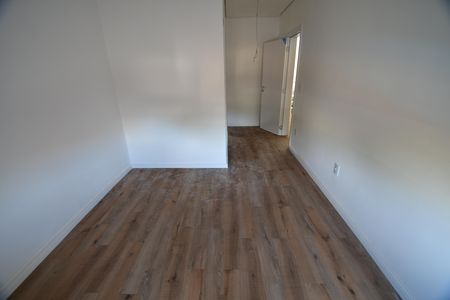 Casa de condomínio à venda com 245m², 3 quartos e 2 vagasQuarto 2 - Suíte